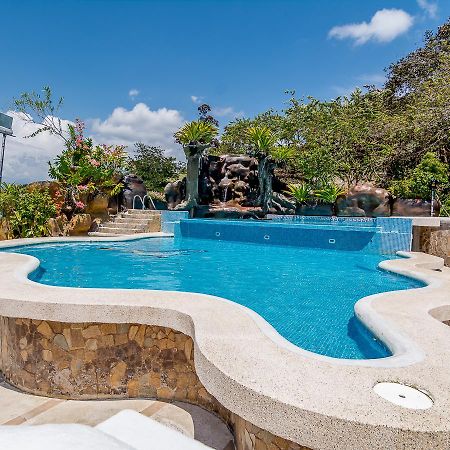 Hotel Le Priss Manuel Antonio Buitenkant foto