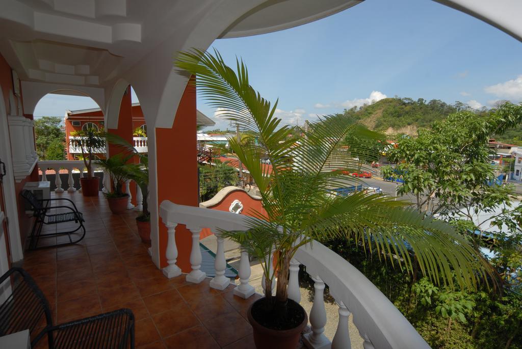 Hotel Le Priss Manuel Antonio Buitenkant foto