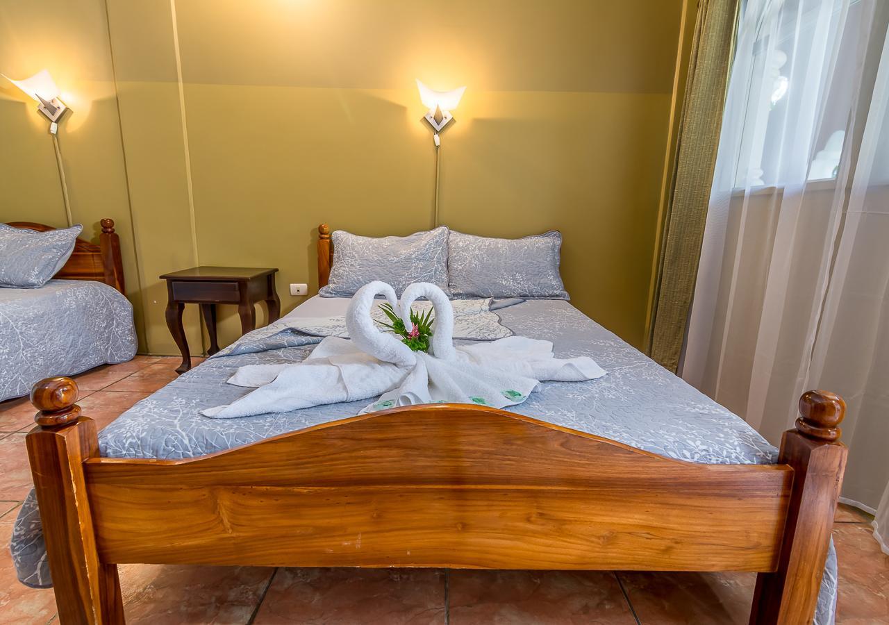 Hotel Le Priss Manuel Antonio Buitenkant foto