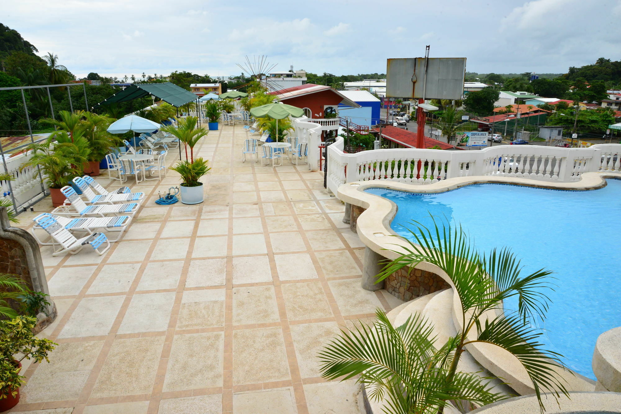 Hotel Le Priss Manuel Antonio Buitenkant foto