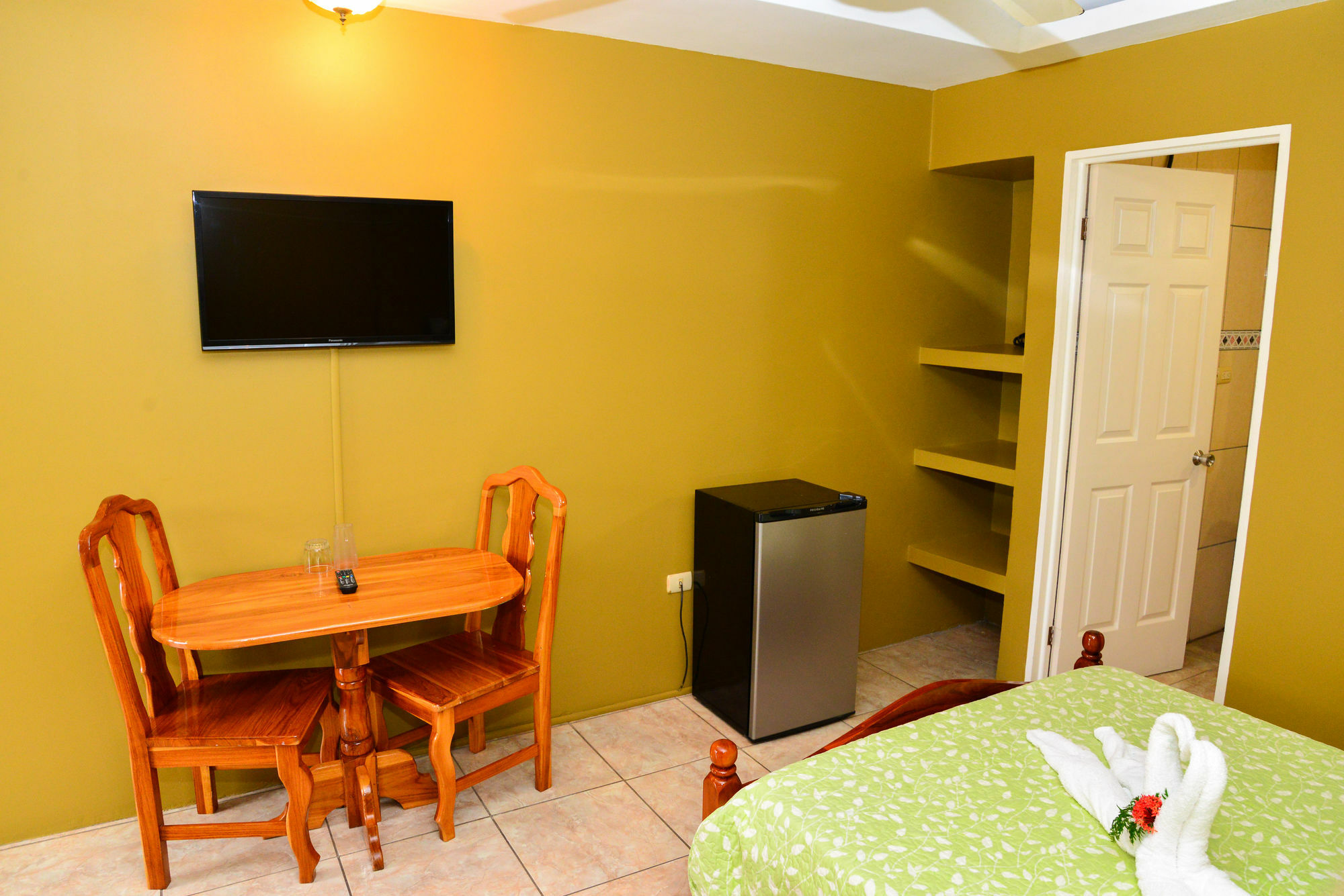 Hotel Le Priss Manuel Antonio Buitenkant foto